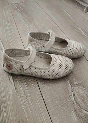 Kız Çocuk Beyaz Cırtcırtlı Babet - Görsel 2