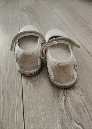 Kız Çocuk Beyaz Cırtcırtlı Babet - Görsel 3