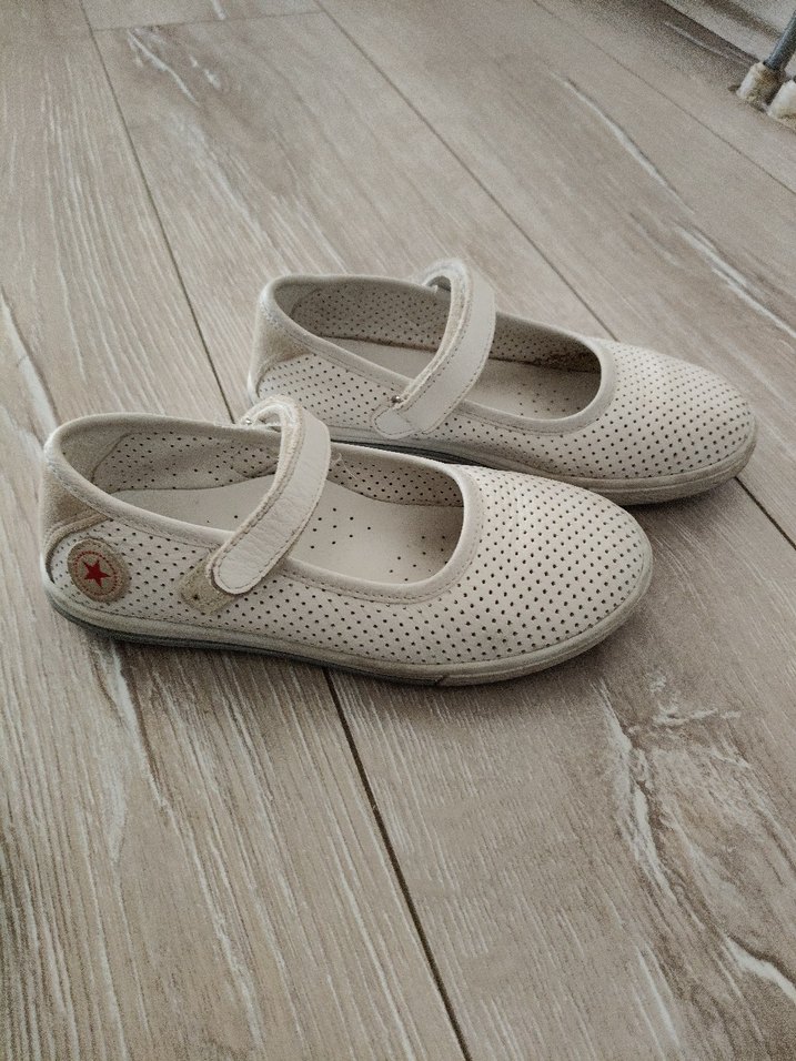 Kız Çocuk Beyaz Cırtcırtlı Babet - Görsel 2