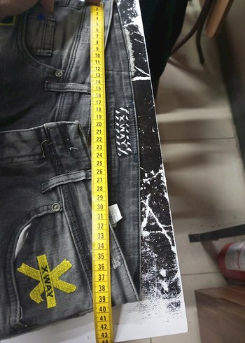 Gri Baskılı Erkek Denim Pantolon - Görsel 6