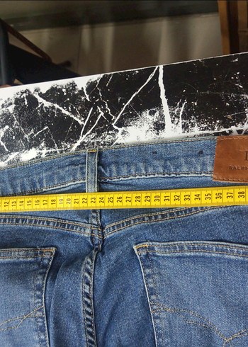 Düğmeli, bol kesim kadın kot pantolon - Görsel 4