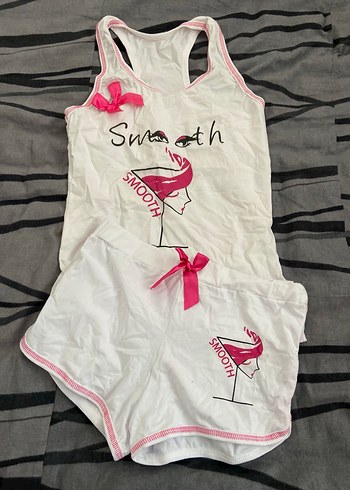 Beyaz Baskılı Mini Kadın Pijama Takımı