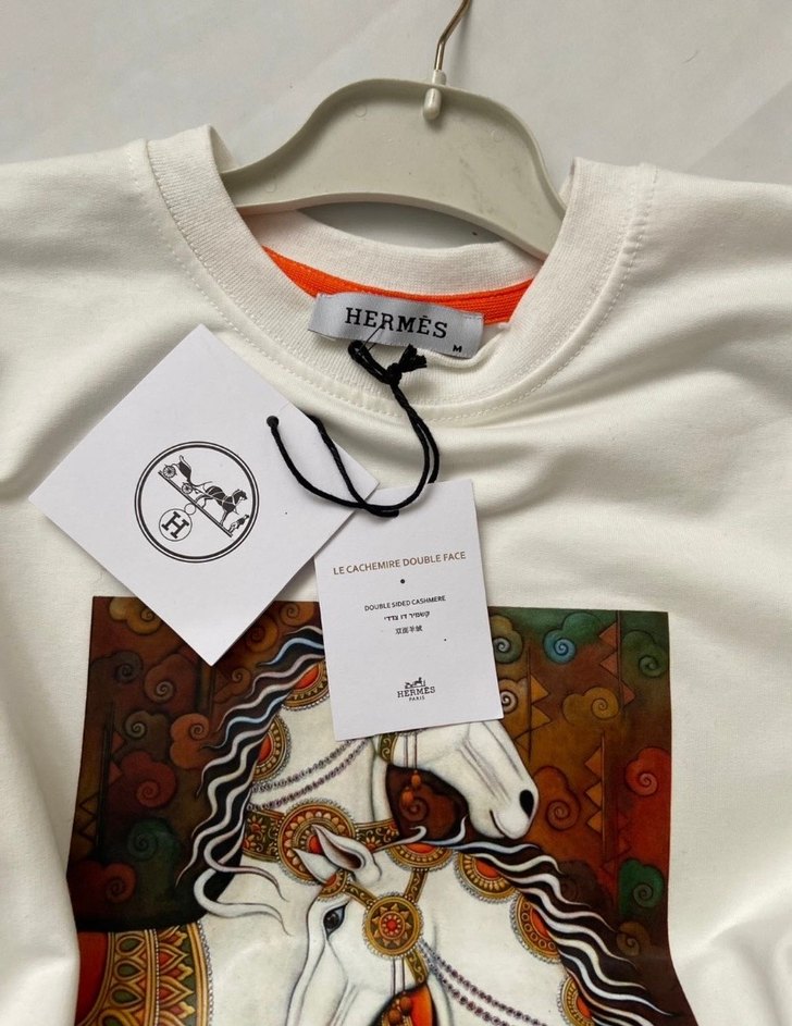 Kadın Beyaz Baskılı Mini Sweatshirt - Görsel 2