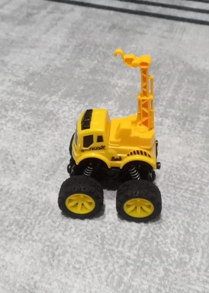 Oyuncak araba - Görsel 2