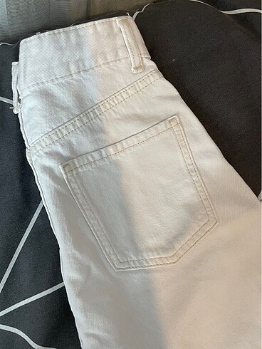 xs Beden Bershka beyaz wideleg pantolon