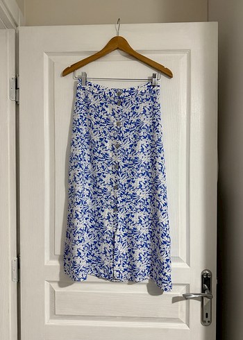 Mavi Çiçek Desenli Düğmeli Midi Etek - Görsel 9