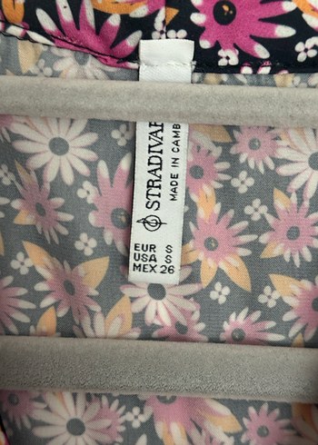 Pembe Çiçek Desenli Bağlamalı Bluz - Görsel 4