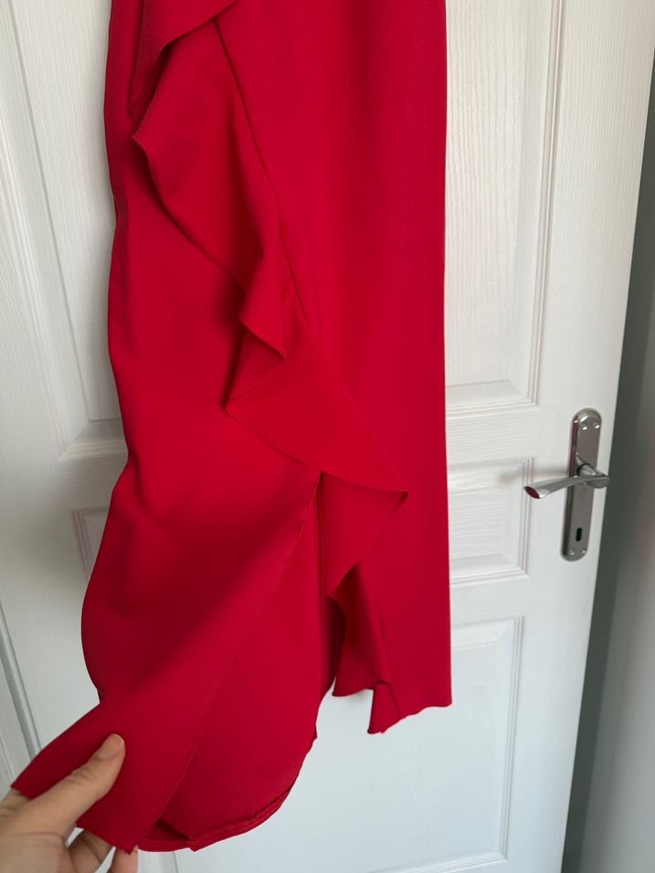 Kırmızı Abiye Elbise - Görsel 3