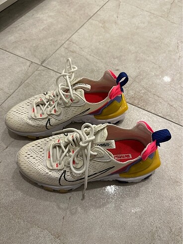 Nike react vision spor ayakkabı