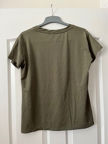 v yaka bluz - Görsel 2