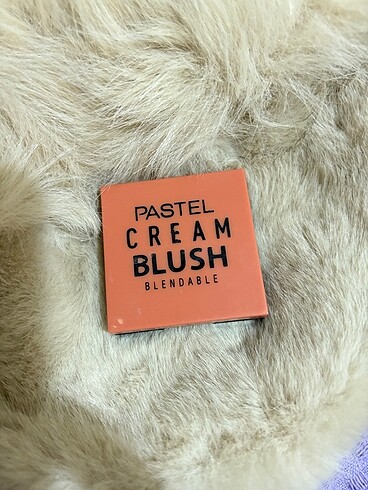 Pastel Pastel krem allık