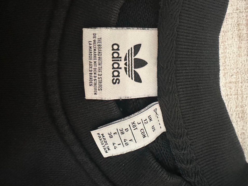 adidas Siyah Kadın Sweatshirt - Görsel 2