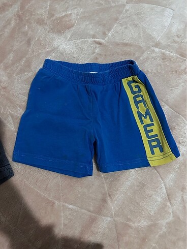 Dört adet şort? - Görsel 5