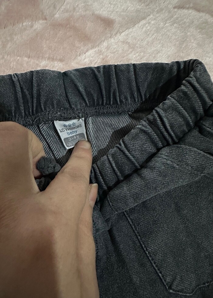 Dört adet şort? - Görsel 3