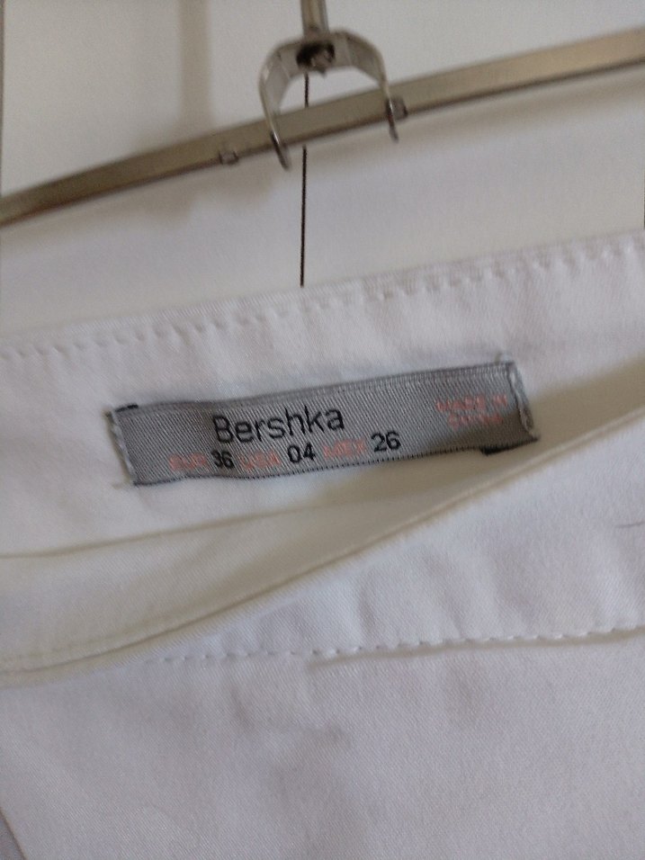 BERSHKA ŞORT ETEK - Görsel 3