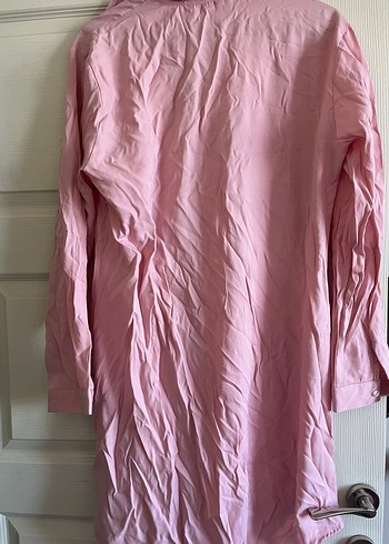 Pembe V Yaka Düğmeli Kadın Gömlek - Görsel 2