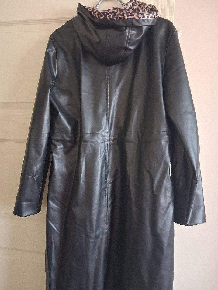 Kadın Siyah Deri Biker Ceket Kapüşonlu - Görsel 3