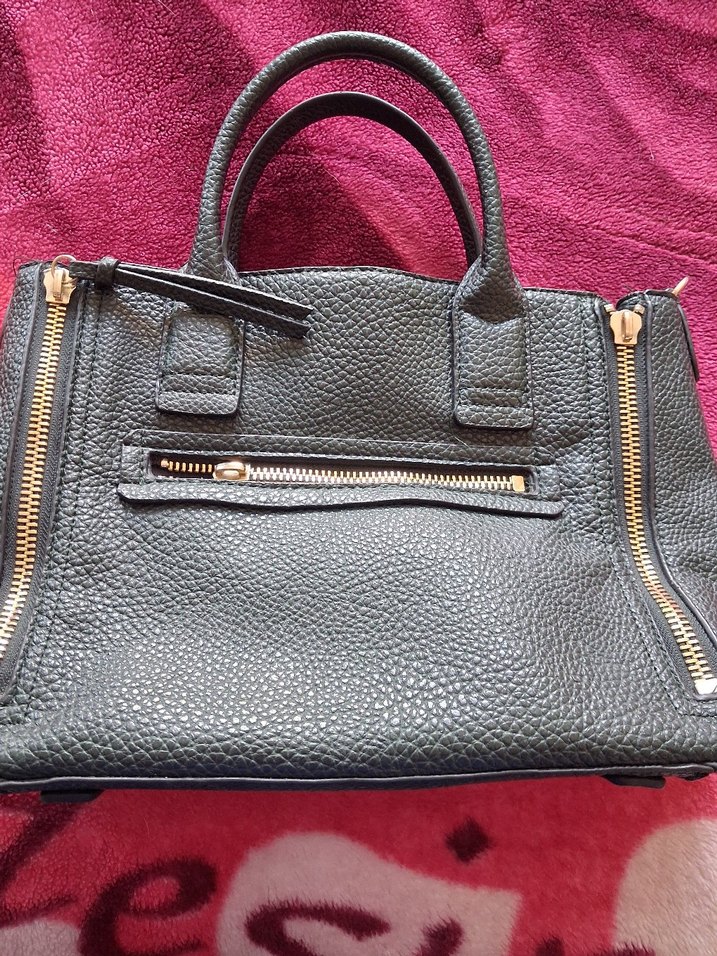 Siyah Deri Fermuarlı Kadın Çantası - Görsel 3