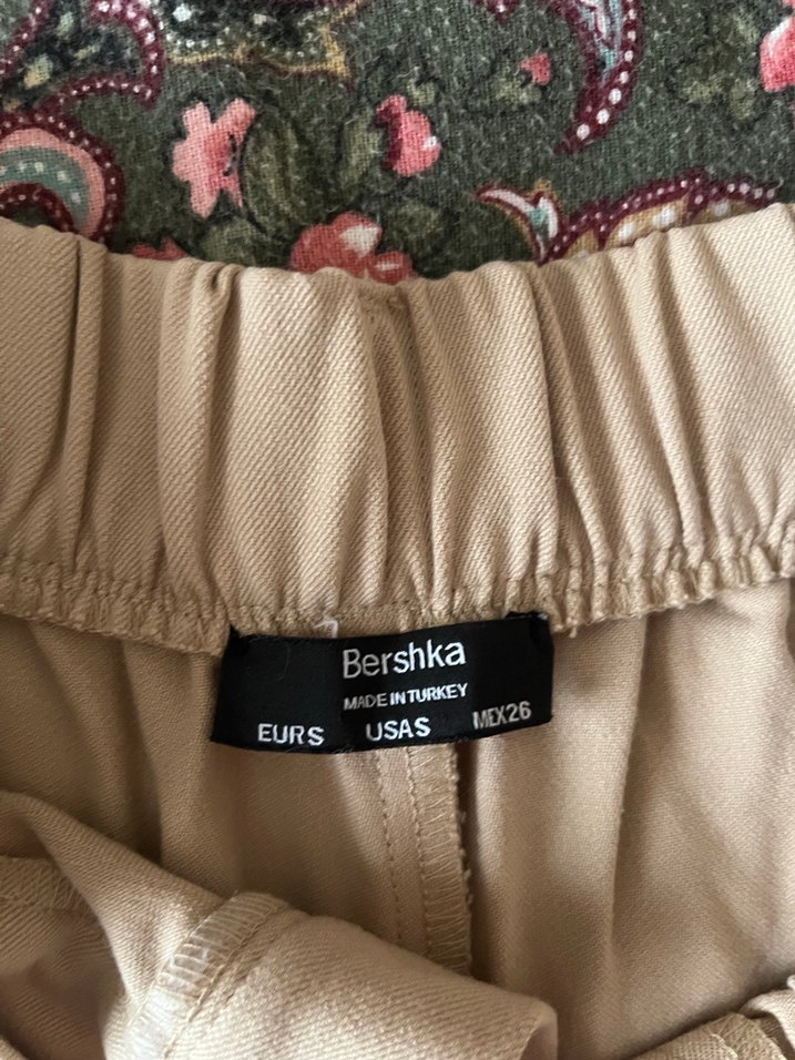 Bershka Bermuda şort - Görsel 2