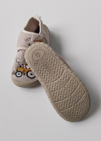 Bej Erkek Çocuk Nakışlı Sıcak Terlik - Görsel 3