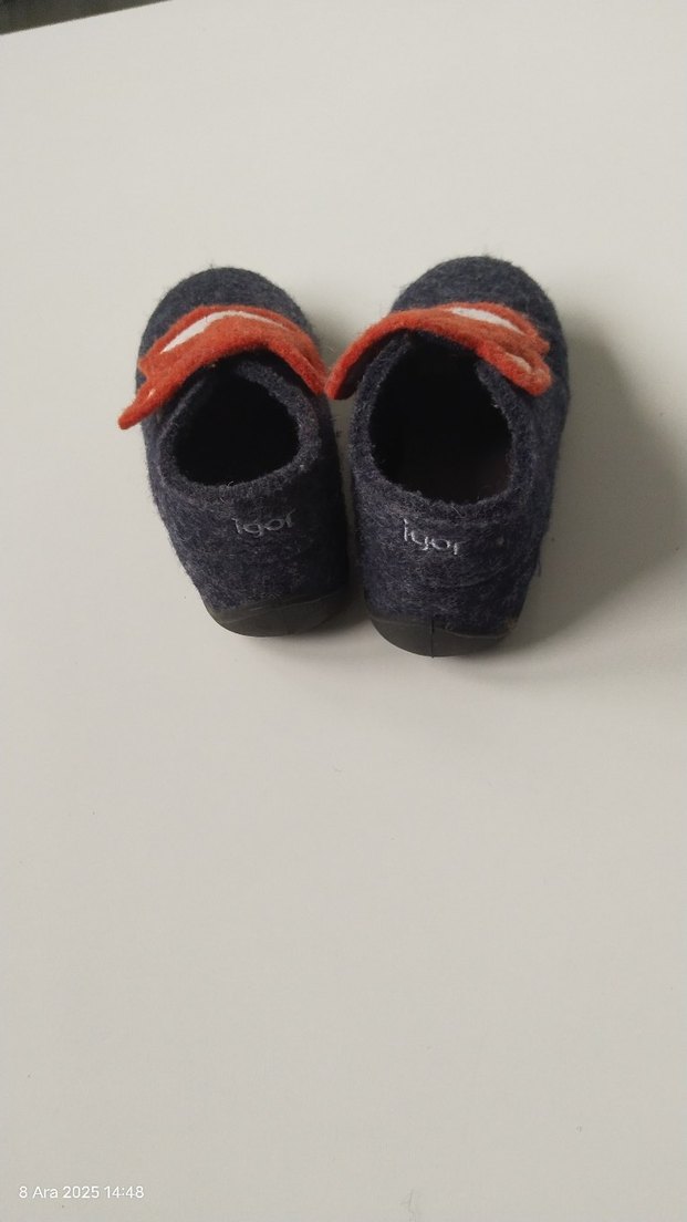 igor Gri Çocuk Kürklü Yün Ev Terliği - Görsel 5