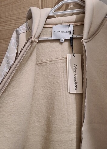 Calvin Klein Calvin Klein