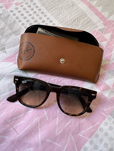 Rayban güneş gözlüğü 2168