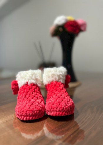 Kız Çocuk Kırmızı Örgü Sıcak Ev Terliği - Görsel 6