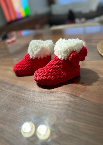 Kız Çocuk Kırmızı Örgü Sıcak Ev Terliği - Görsel 4