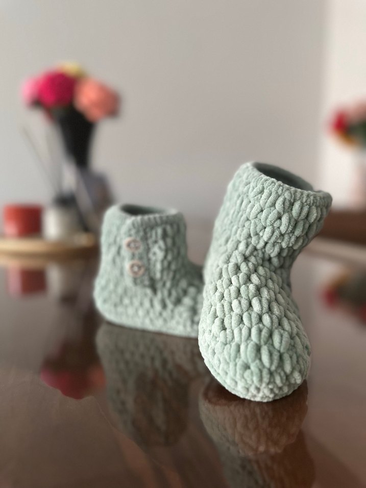 Gri Erkek Örgü Bebek Patik - Görsel 3