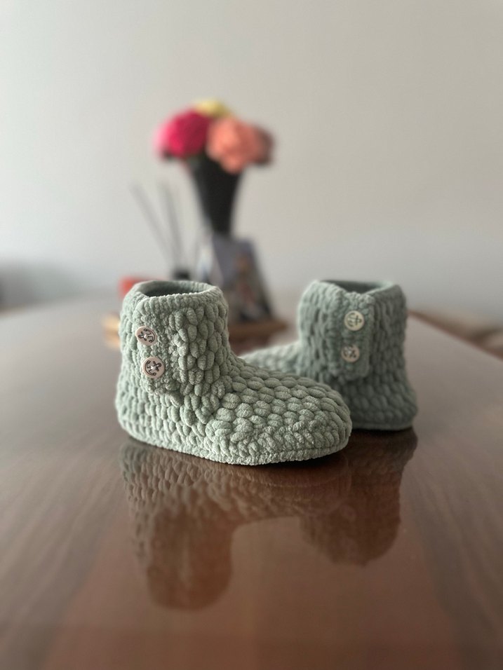 Gri Erkek Örgü Bebek Patik - Görsel 2