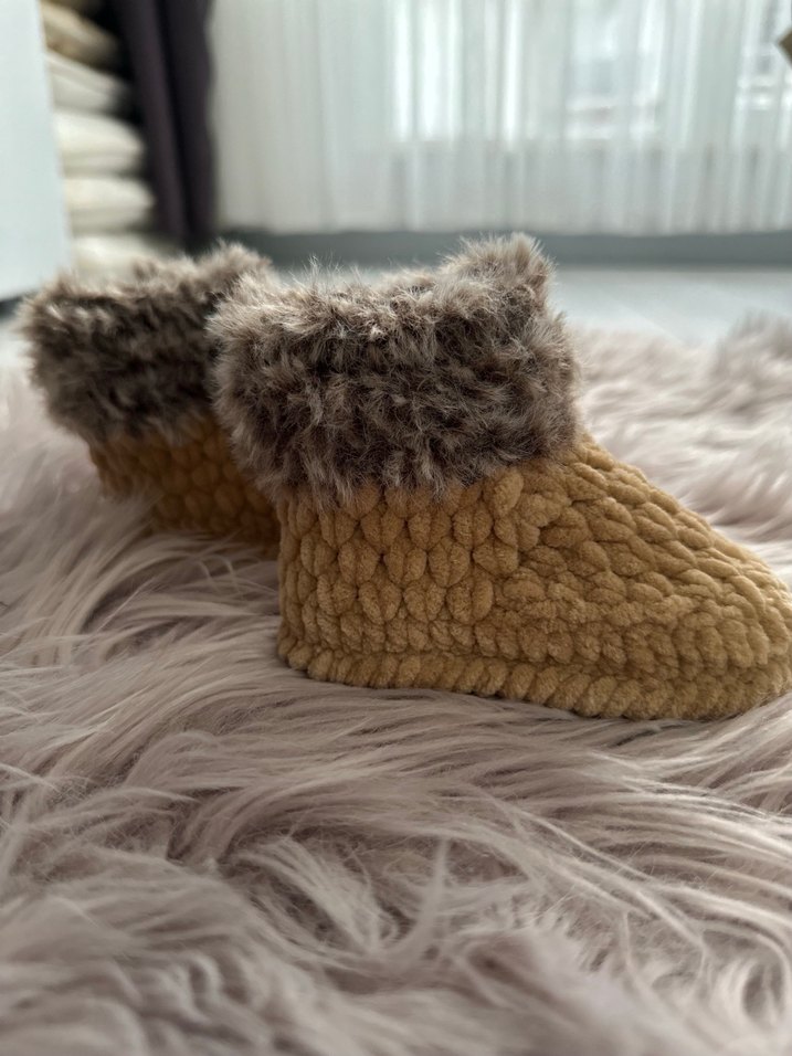 Kızlar İçin Bej Triko Sıcak Ev Terliği - Görsel 3