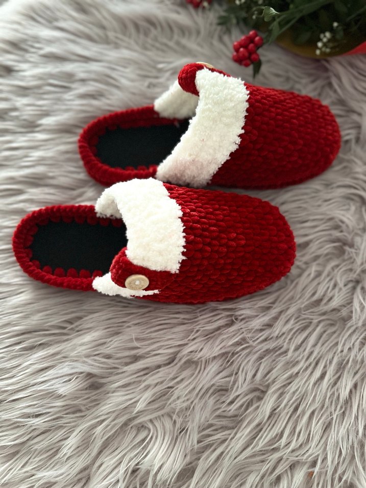 Kırmızı Örgü Kadın Ev Terliği - Görsel 3