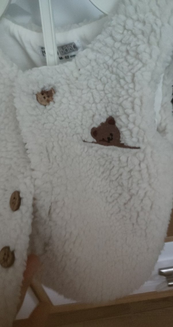 Kız Çocuk Beyaz Kürklü Nakışlı Yelek - Görsel 3