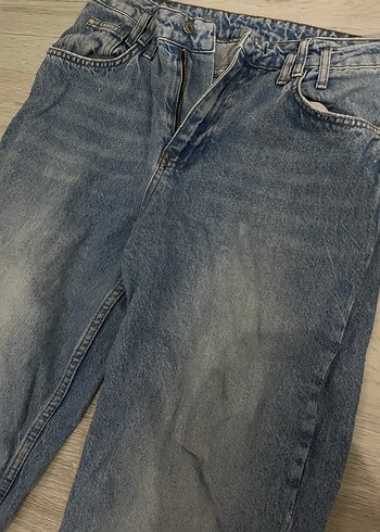 42 Beden mavi Renk Stradivarius jean