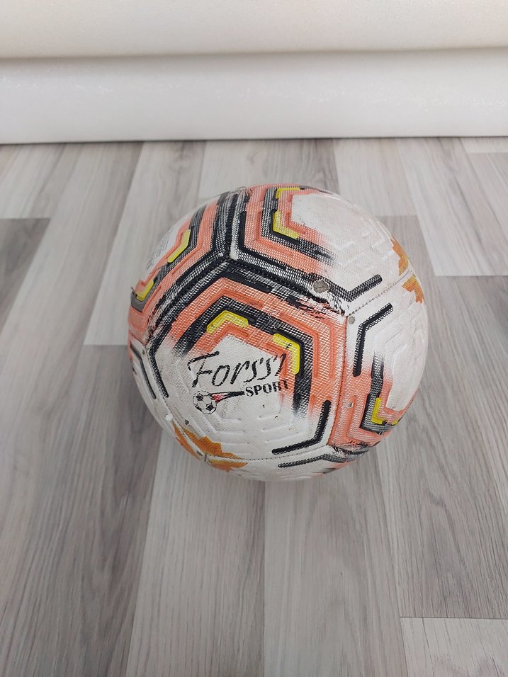 Renkli Desenli futbol Topu - Görsel 2