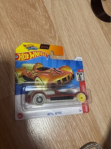 hotwheels retro active kapalı kutu