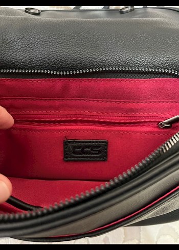 Ççs Zincir Detaylı Siyah Çanta - Görsel 4