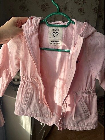 Lcw kız bebek mont