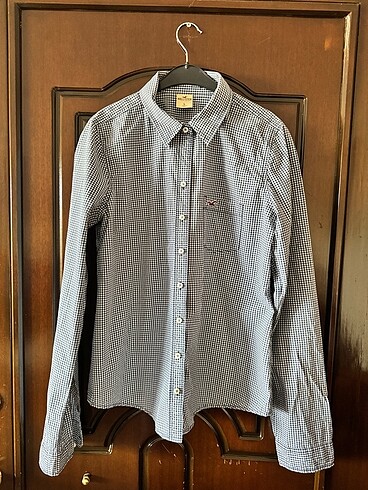 Hollister ince kareli lacivert beyaz kadın gömlek