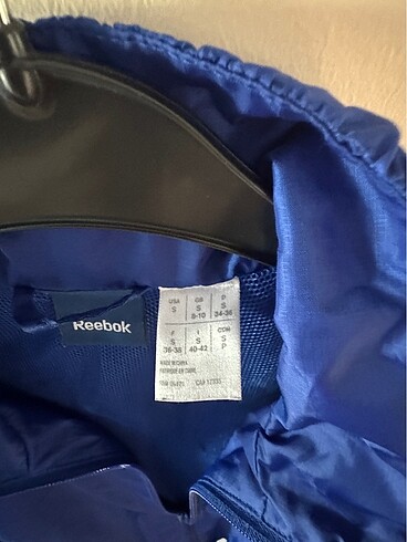 s Beden mavi Renk Reebok S beden yeni eşofman hiç gilmedi yurtdışından alındı erke
