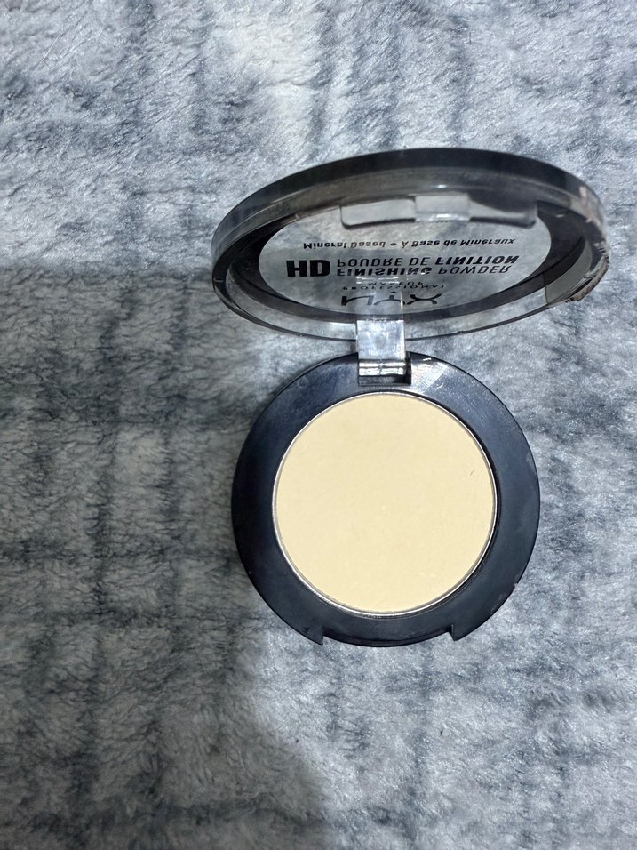 Nyx sabitleyici pudra - Görsel 2