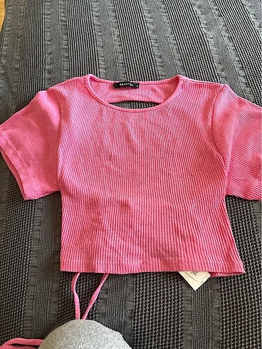 sırt dekolteli trendyol crop