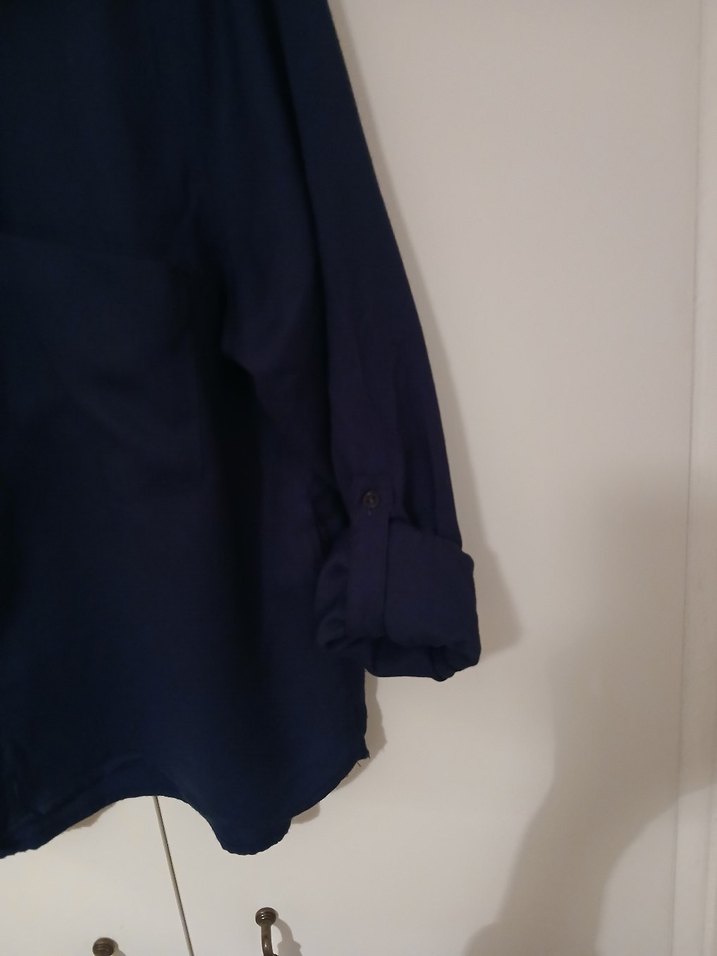 Lacivert Düğmeli uzun kollu Kadın Gömlek - Görsel 3