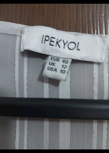 Düğmeli V Yakalı Beyaz  abiye bluz - Görsel 5