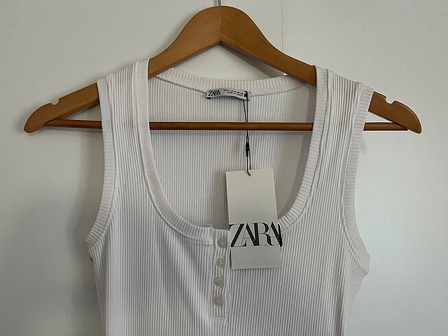 Zara beyaz midi elbise 