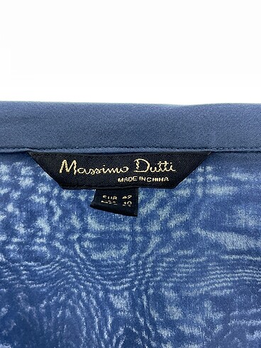 42 Beden mavi Renk Massimo Dutti Gömlek %70 İndirimli.