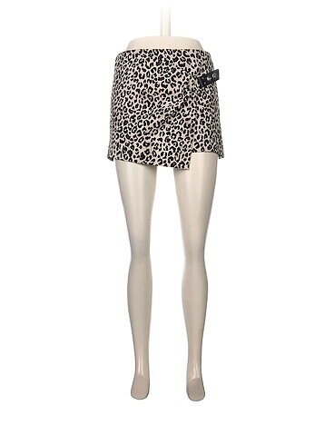 Bershka Mini Şort %70 İndirimli.