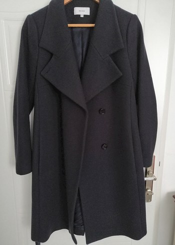Reiss 38