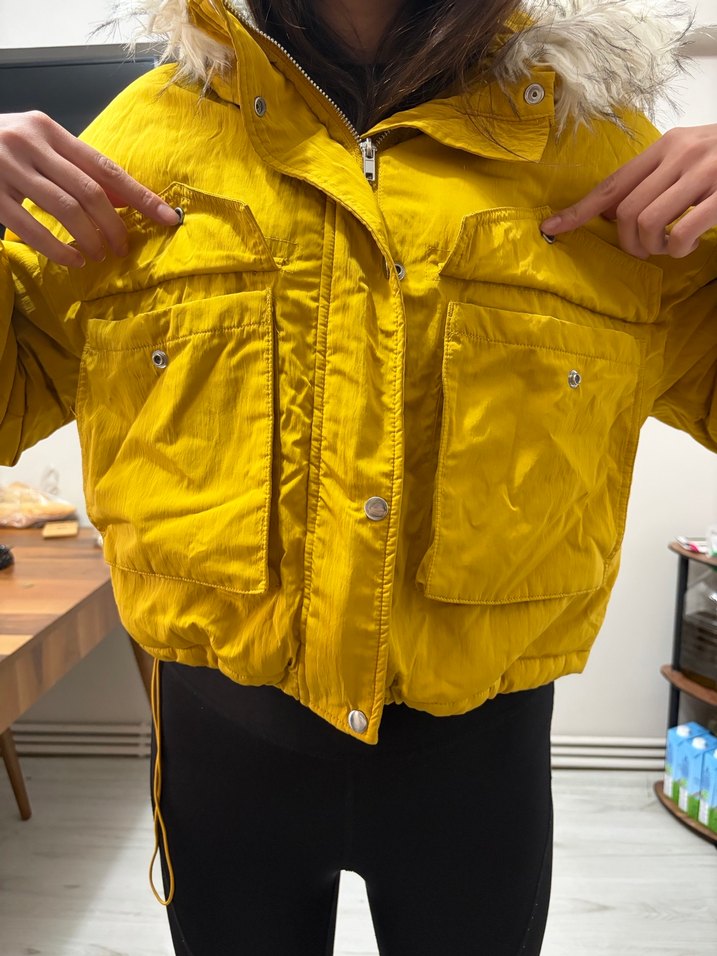 Sarı Kürklü Sokak Stili Kadın Mont - Görsel 5